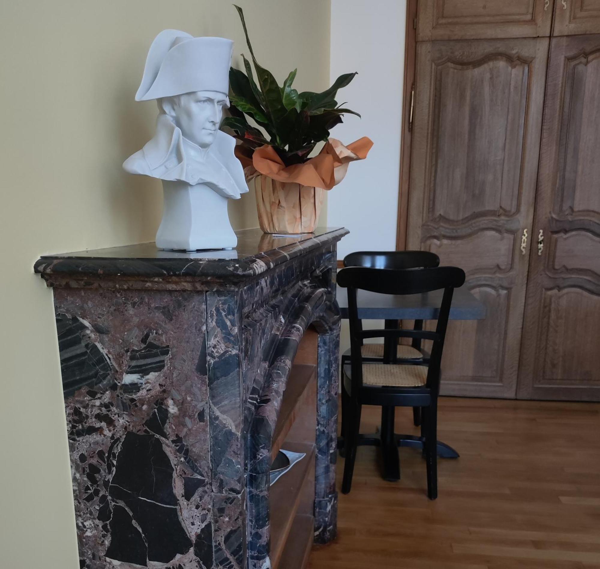 Bed and Breakfast Le Relais Napoleon Avesnes-sur-Helpe Zewnętrze zdjęcie